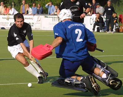 27.9.2003 Schwarz-Wei Kln - Rheydter SV - Foto  sportfoto.tv