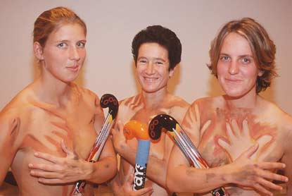 Bodypainting: DHB-Damen (Bild: dha)